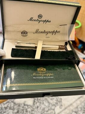 Montegrappa Eleganza Fountain Pen 18K Gold Nib Sterling Silver 925 Faceted